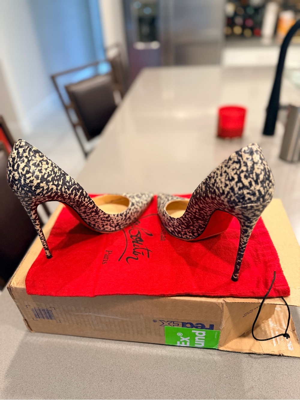 Authentic Christian Louboutin So Kate Rocio Python Pumps. - Picture 5 of 5
